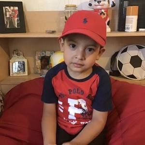 Meet your Posher, Javier